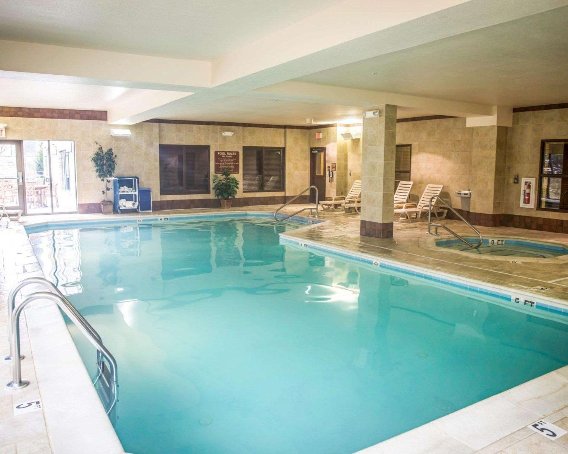 Holiday Inn Express & Suites Clear Spring By Ihg Εξωτερικό φωτογραφία