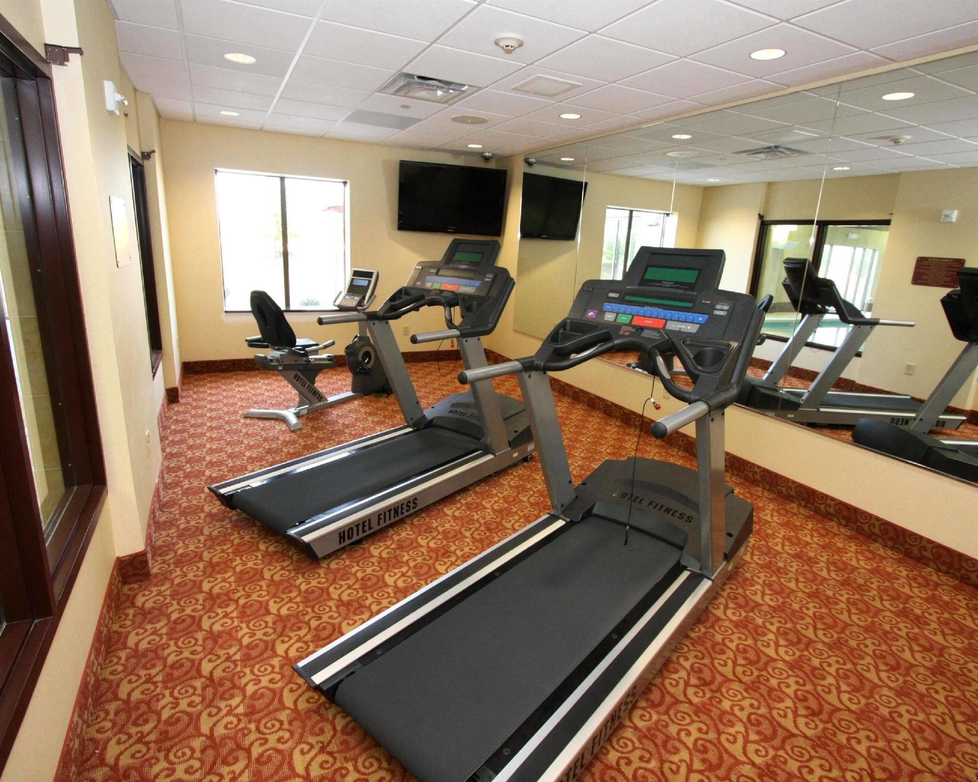 Holiday Inn Express & Suites Clear Spring By Ihg Εξωτερικό φωτογραφία